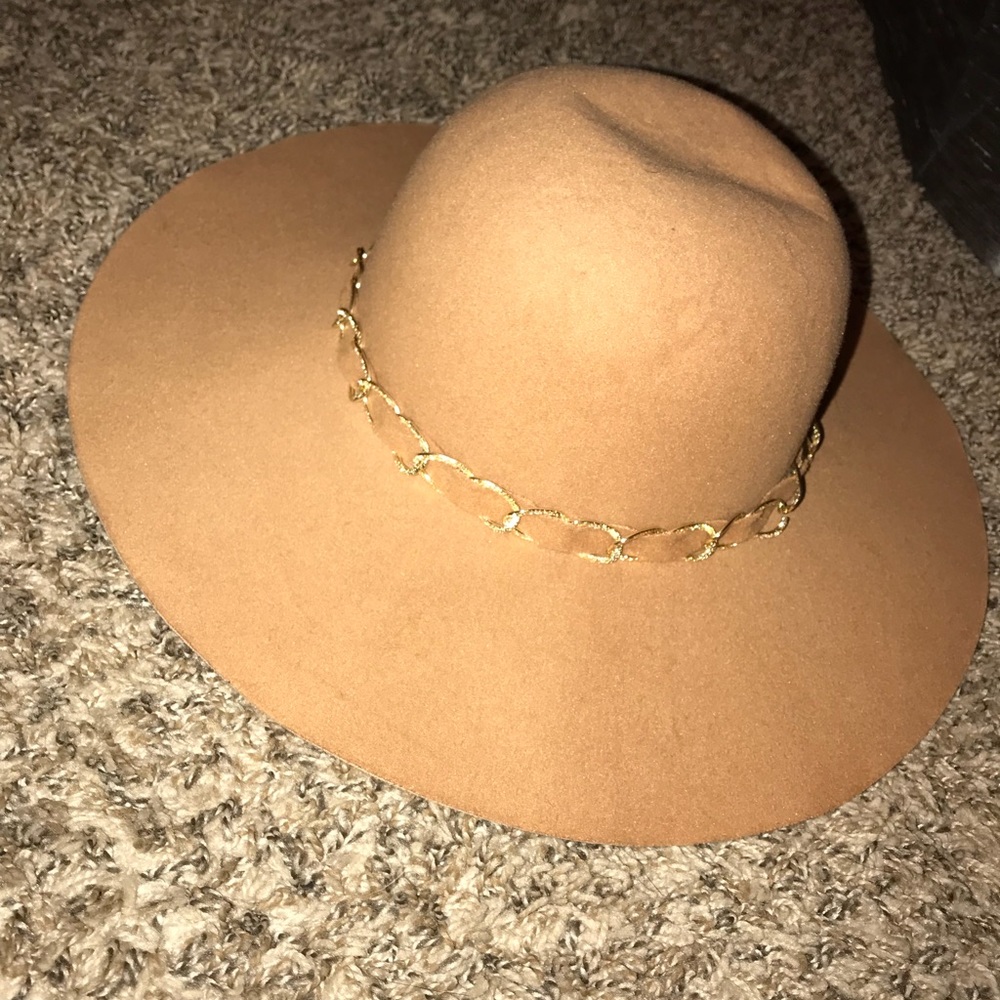 Sun hat
